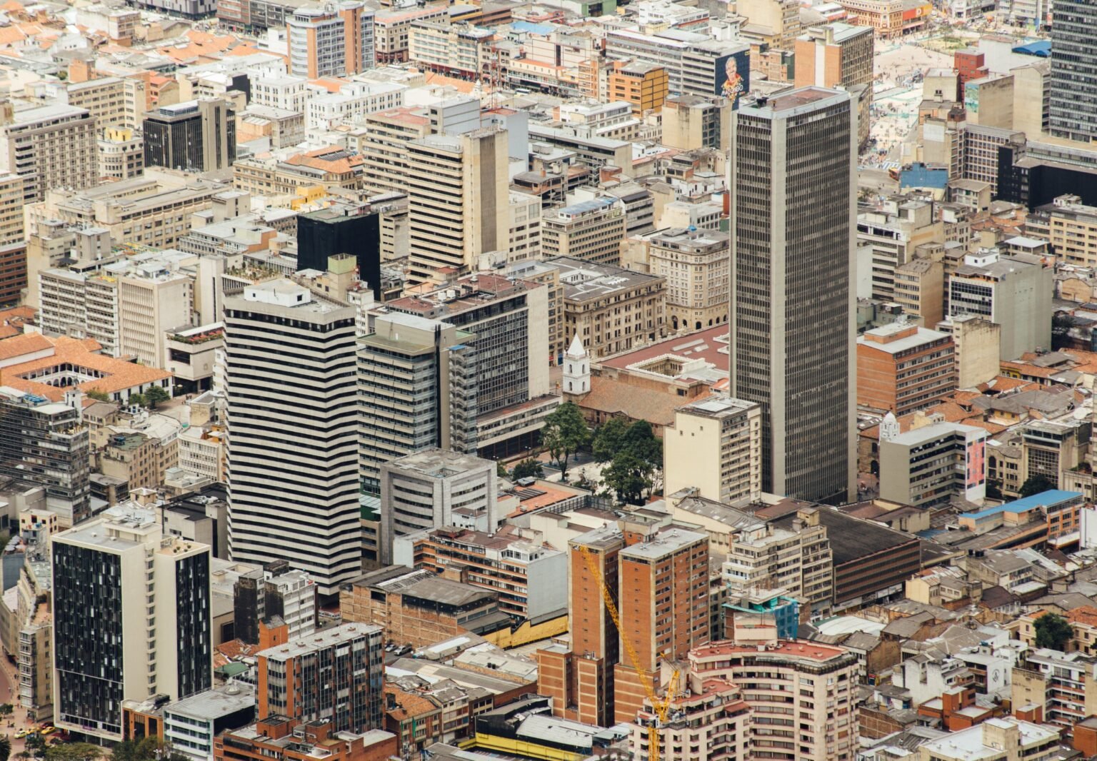 keep in mind Colombian macroeconomics in order to do business in colombia