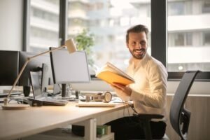 Reforma Laboral 2025 en Colombia: Lo que tú y tu empresa deben saber company in colombia 2025