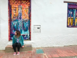 investment in colombia residency