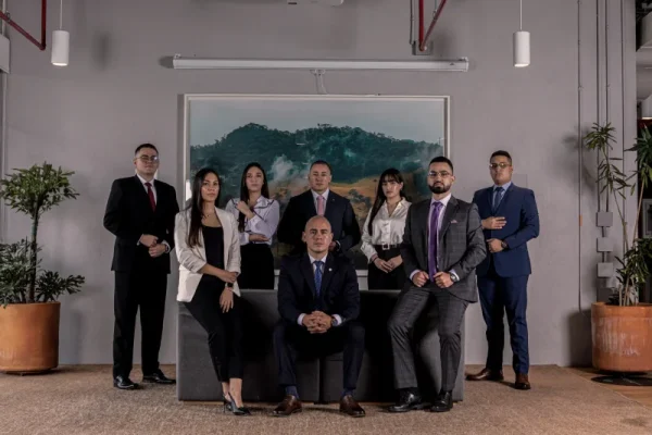 home-equipo-legal-wework-2025